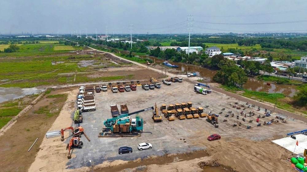 Hiện tại Vinhomes Saigon Park đang được đẩy nhanh tiến độ xây dựng